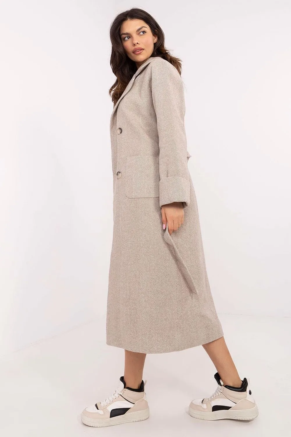 Elegant double-breasted women's coat