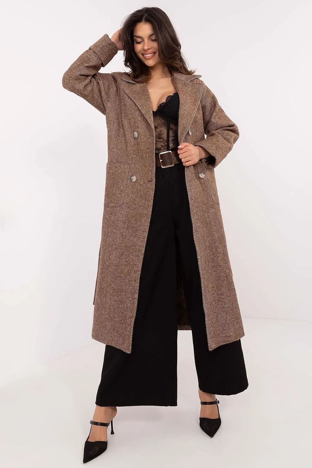Elegant double-breasted women's coat