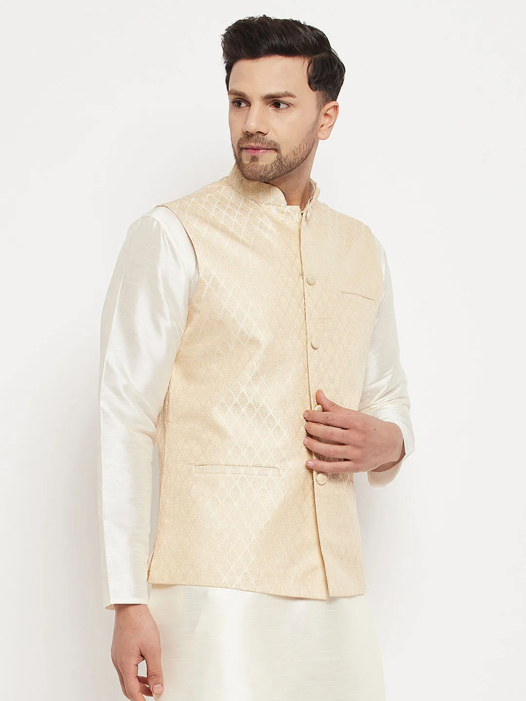 Jashvi Men's Cream Silk Blend Jacket