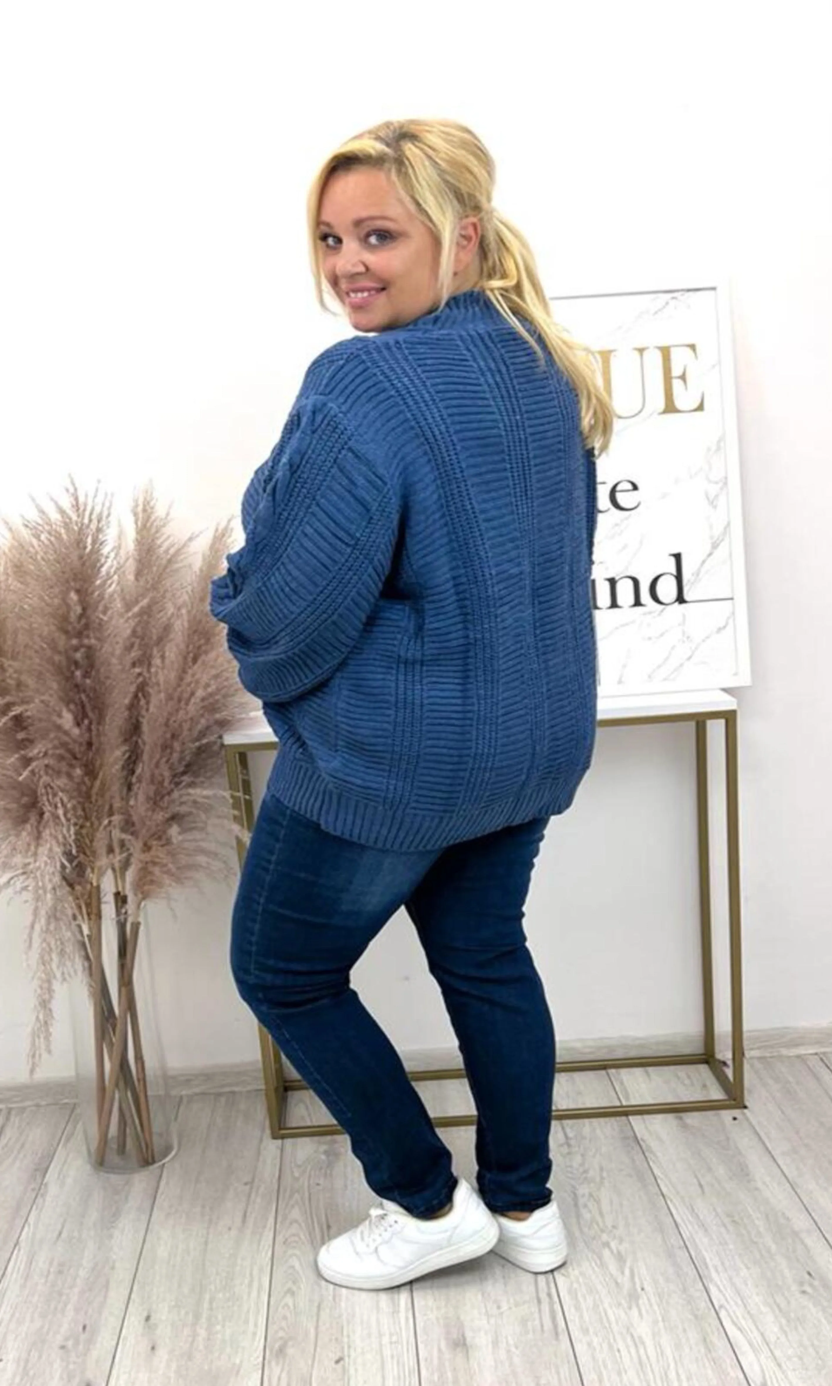 PLUSSIZE Vest Lydia Blauw