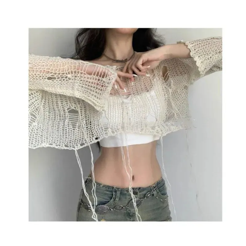 Sexy White Cropped Sweater | Elegant & Modern Fit