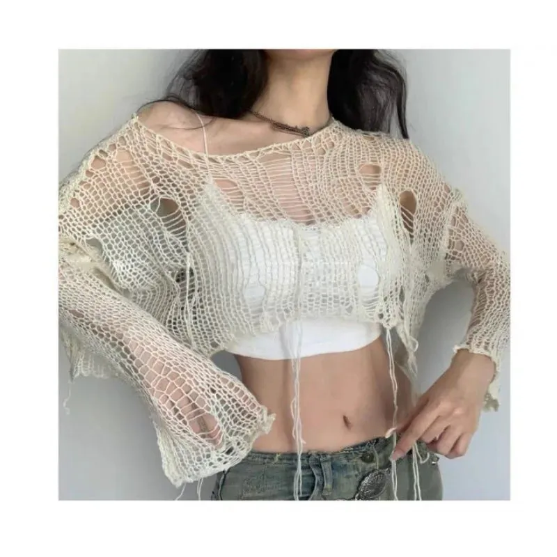 Sexy White Cropped Sweater | Elegant & Modern Fit