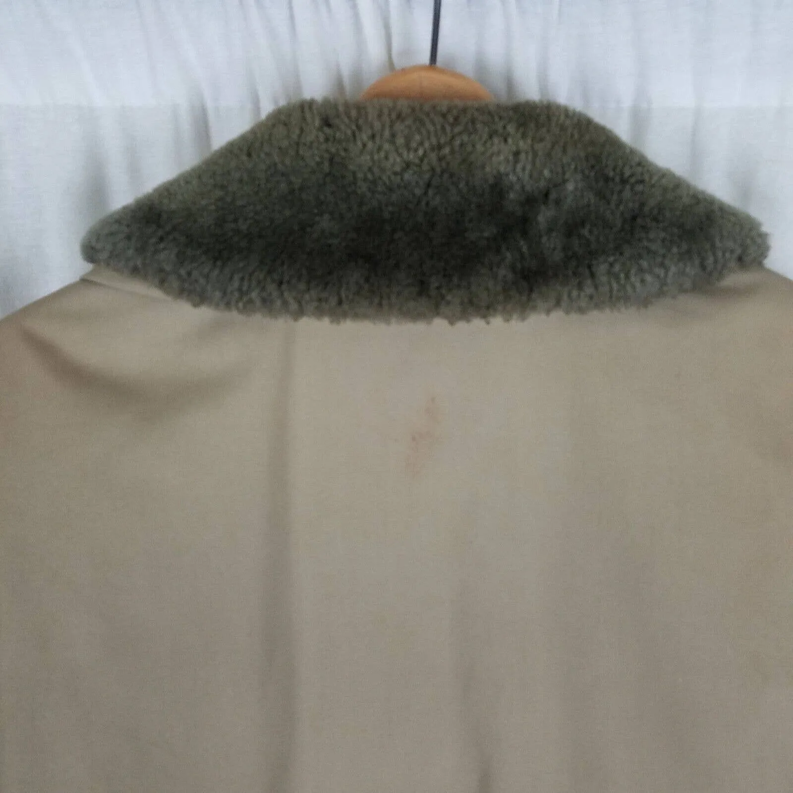 Vintage LL Bean Mouton Fur Collar Down Belted Trench Coat Parka Mens M Peacoat